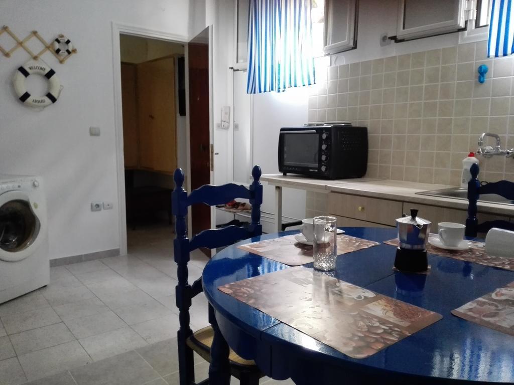 Cosy Apartment Pinotsi Atenas Exterior foto